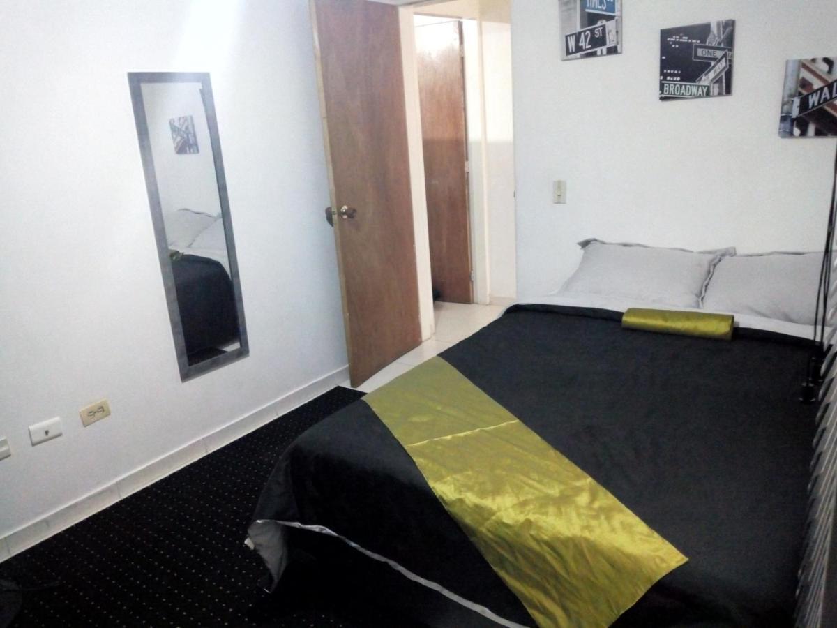 E2 Comodo Y Amplio Apartamento En Laureles Estadio 120 Mts2 Medellín Zewnętrze zdjęcie