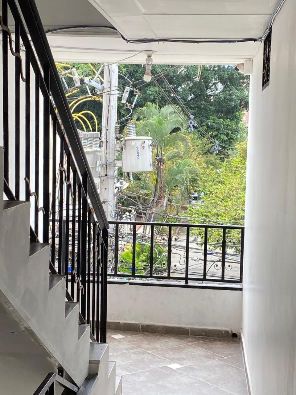 E2 Comodo Y Amplio Apartamento En Laureles Estadio 120 Mts2 Medellín Zewnętrze zdjęcie