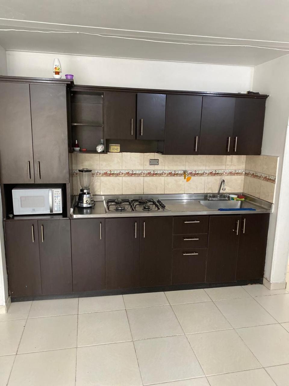 E2 Comodo Y Amplio Apartamento En Laureles Estadio 120 Mts2 Medellín Zewnętrze zdjęcie